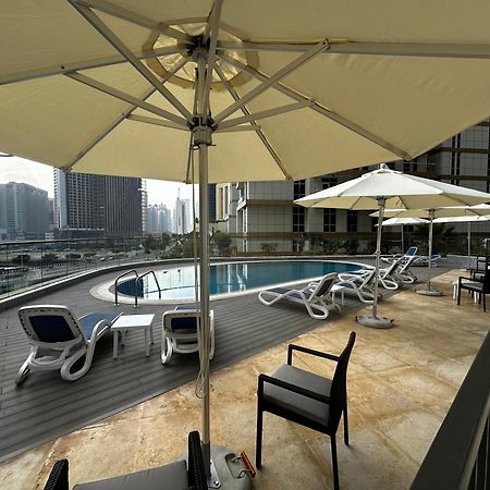 Dunya Tower Luxury And 2 Min Walk To Dubai Mall And Burj Khalifa In Heart Of Downtown Bagian luar foto