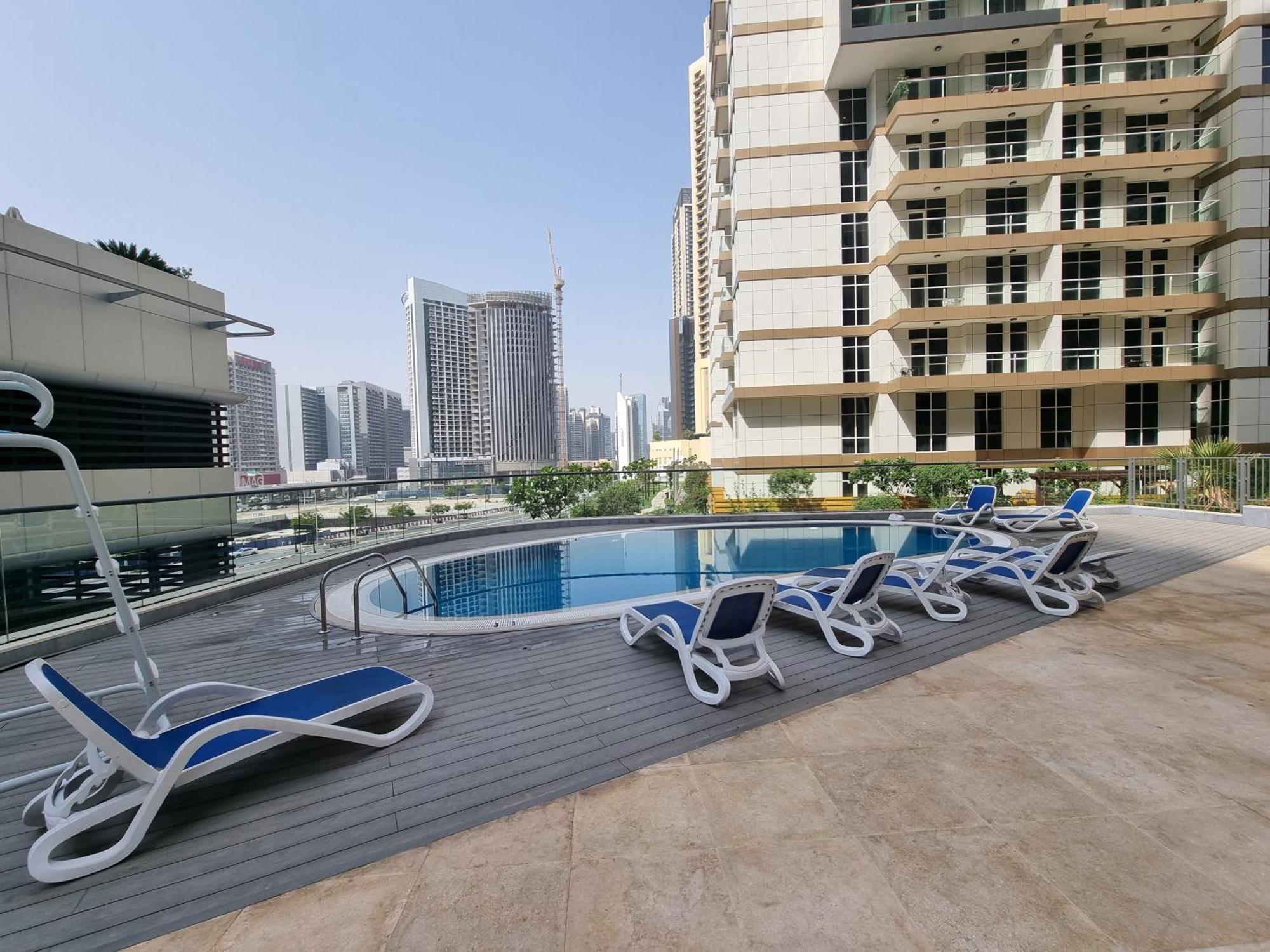 Dunya Tower Luxury And 2 Min Walk To Dubai Mall And Burj Khalifa In Heart Of Downtown Bagian luar foto