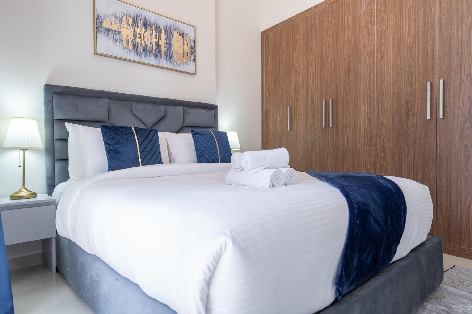 Dunya Tower Luxury And 2 Min Walk To Dubai Mall And Burj Khalifa In Heart Of Downtown Bagian luar foto