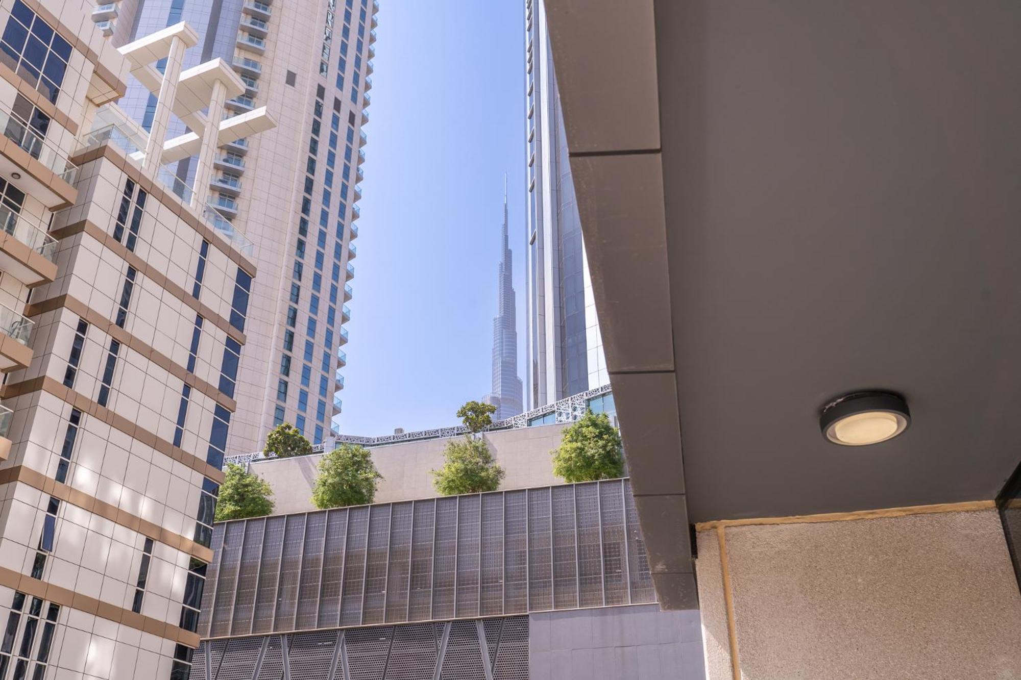 Dunya Tower Luxury And 2 Min Walk To Dubai Mall And Burj Khalifa In Heart Of Downtown Bagian luar foto