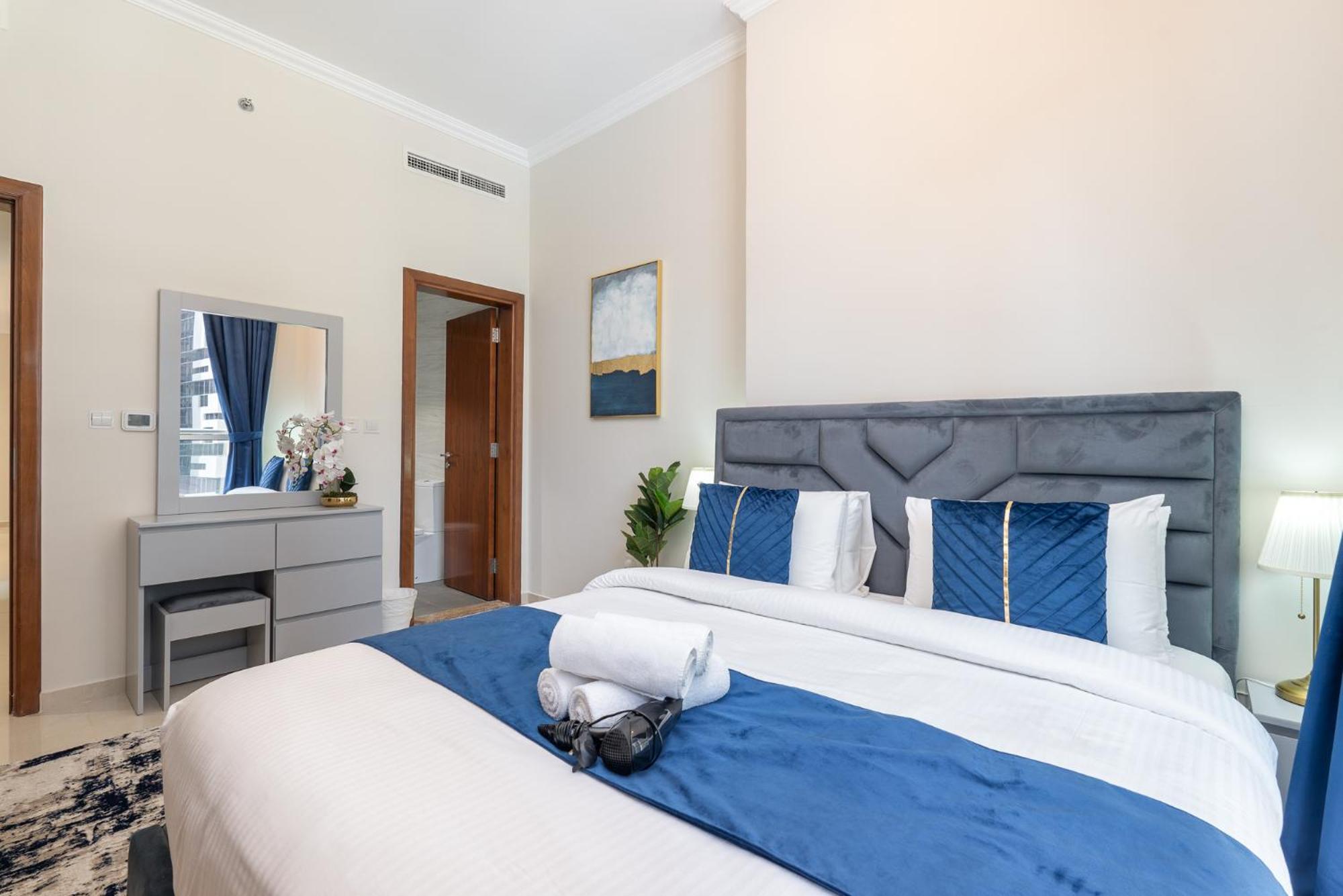 Dunya Tower Luxury And 2 Min Walk To Dubai Mall And Burj Khalifa In Heart Of Downtown Bagian luar foto