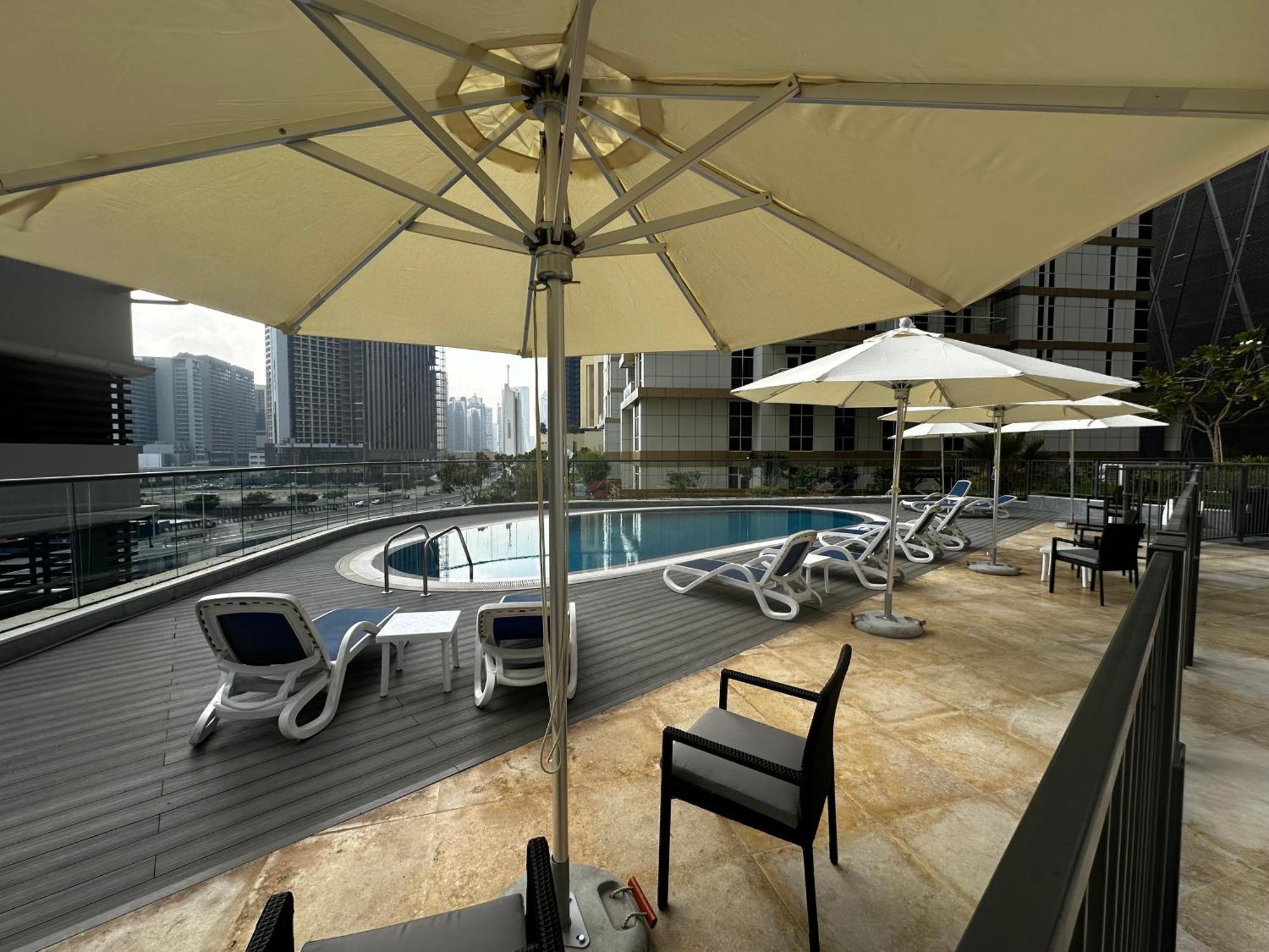 Dunya Tower Luxury And 2 Min Walk To Dubai Mall And Burj Khalifa In Heart Of Downtown Bagian luar foto